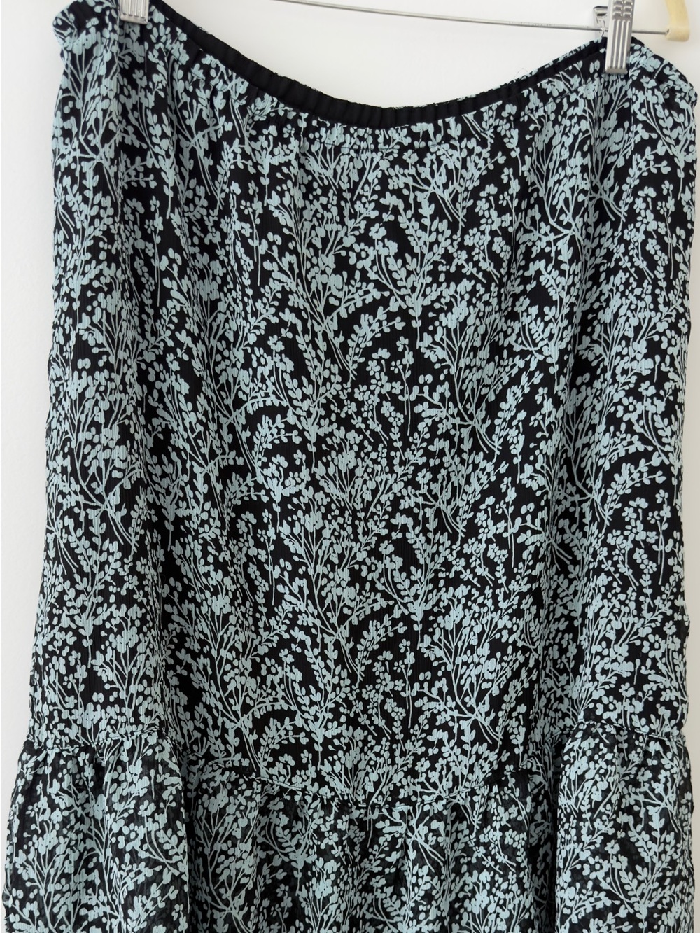 Croft & Barrow Skirt with Black and Blue Botanical Print- Size 14